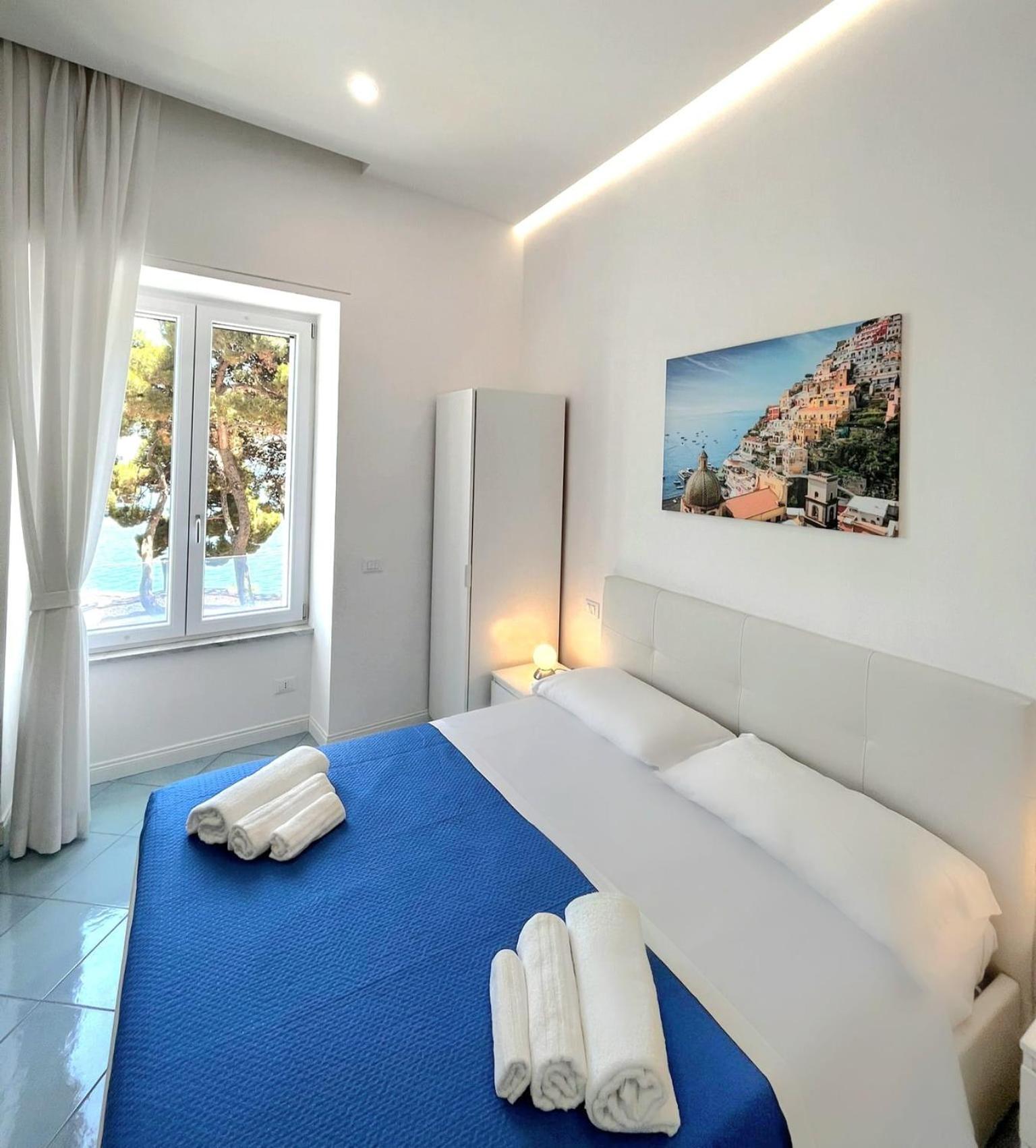 Onda Azzurra Vietri Bed & Breakfast Bagian luar foto