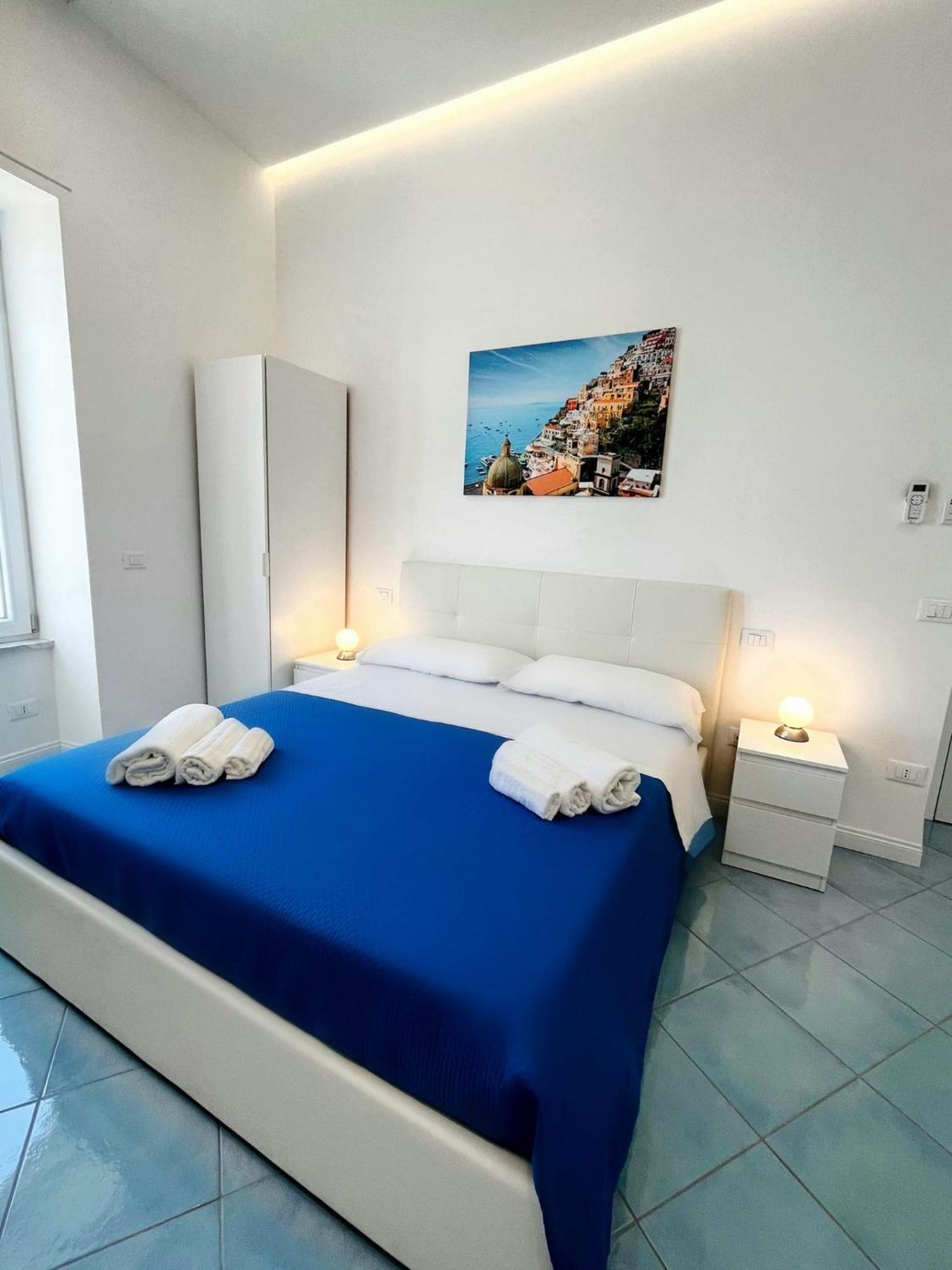 Onda Azzurra Vietri Bed & Breakfast Bagian luar foto